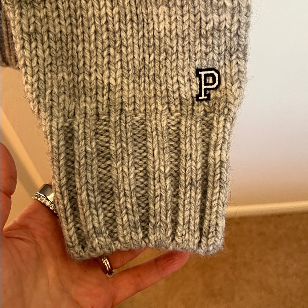 NWT PINK Victoria’s Secret Oversized Sweater - Picture 5 of 9